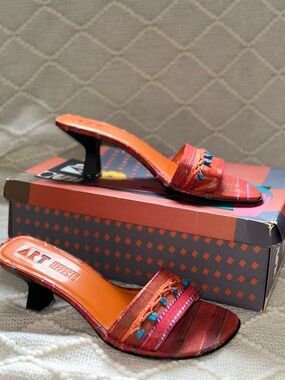Vintage Art Effects heels
